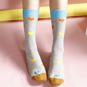 1 Par Ženskih čarapa s сердечком Ženske ženske ženske duge cijevi Jesenje i zimske pamučne čarape Modni Stil Fakultet