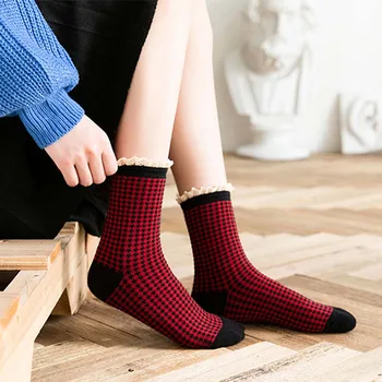 2021 Klasicni Pamučne ženske čarape Čipke japanske čarape u psić kavez Ženske čarape s cijevi u divljem etnički stil Soft čarape