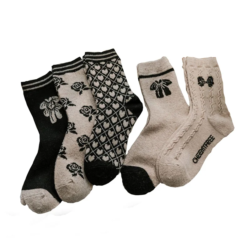 5 Parova Srednje cijevi Согревают Čarape Duge 2021 Nova Moda Korejski Stil Ženske čarape Zimske obložen sa po cijeloj površini Kawai Čarape Calzini 2